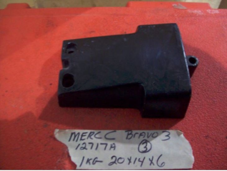 (image for) MerCruiser Bravo Rear Cover 12717A1 - Click Image to Close