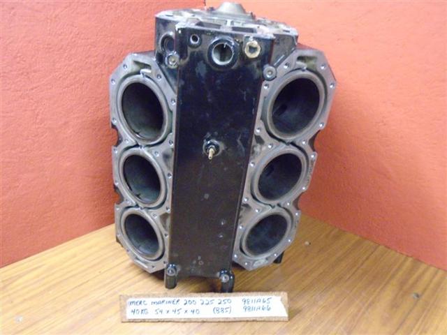Merc Mariner 200 225 250 DFI Cylinder Block 9811A65, 9811A66 Mercury ...
