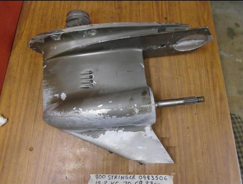 OMC 400 lower unit 983505 OMC 400 lower unit 983505 [OMC Stringer 800